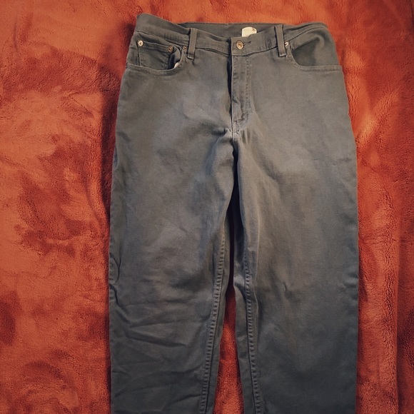 thrifted, straight pant Levi’s, size 8 - Picture 3 of 3